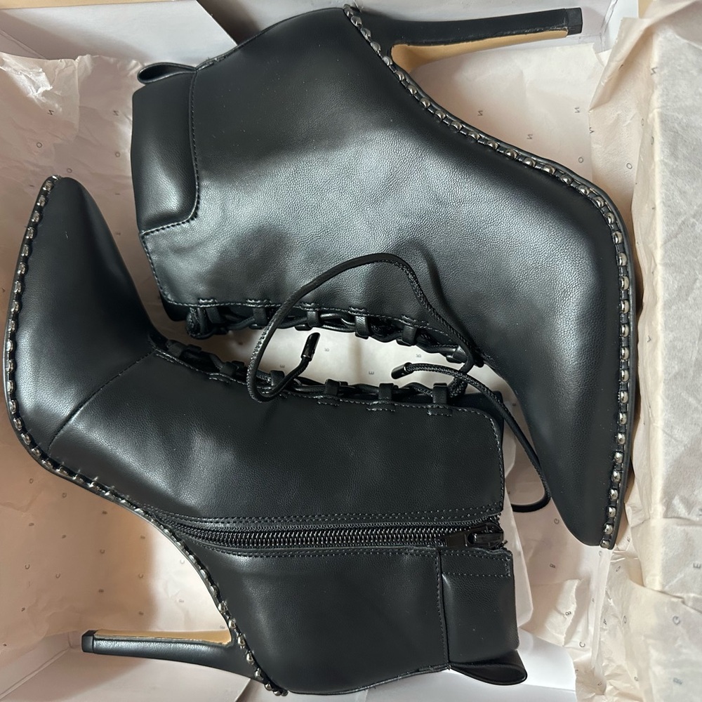 BCBGeneration Black Heeled Boots with Lace-Up Design 6.5